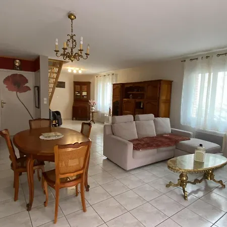 Maison Familiale Pmr, 100m Plage, 4 Ch, 9 Pers, Cour, Proche Centre, - Fr-1-612-128