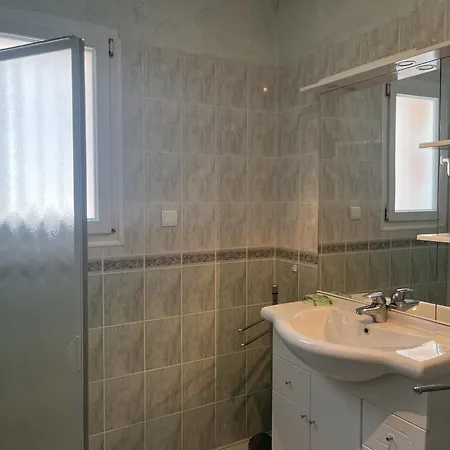 Maison Familiale Pmr, 100m Plage, 4 Ch, 9 Pers, Cour, Proche Centre, - Fr-1-612-128